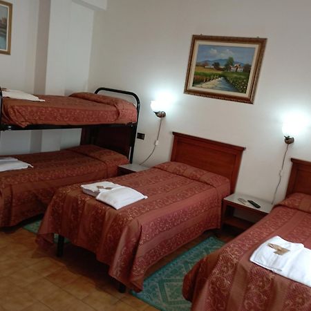 Nuraminis Hotel Garden מראה חיצוני תמונה
