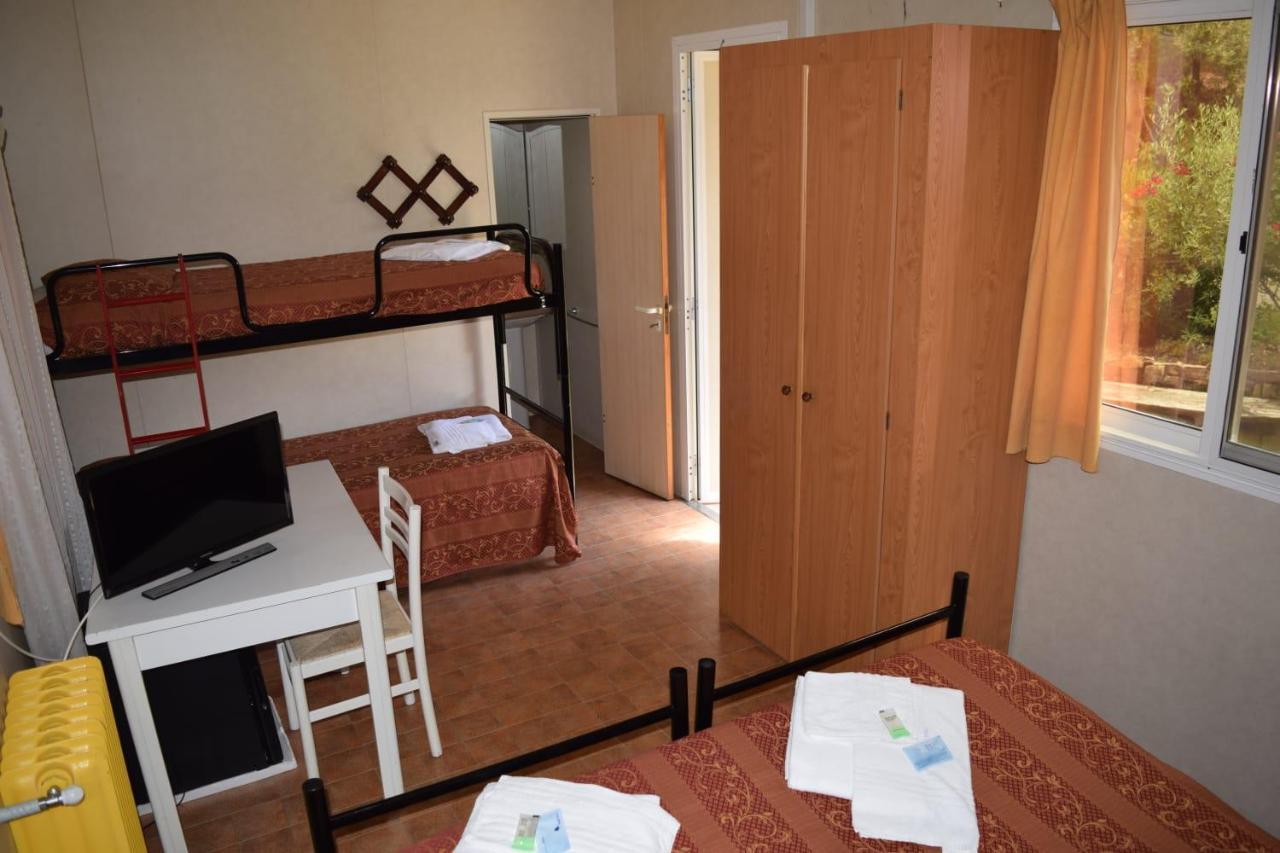 Nuraminis Hotel Garden מראה חיצוני תמונה