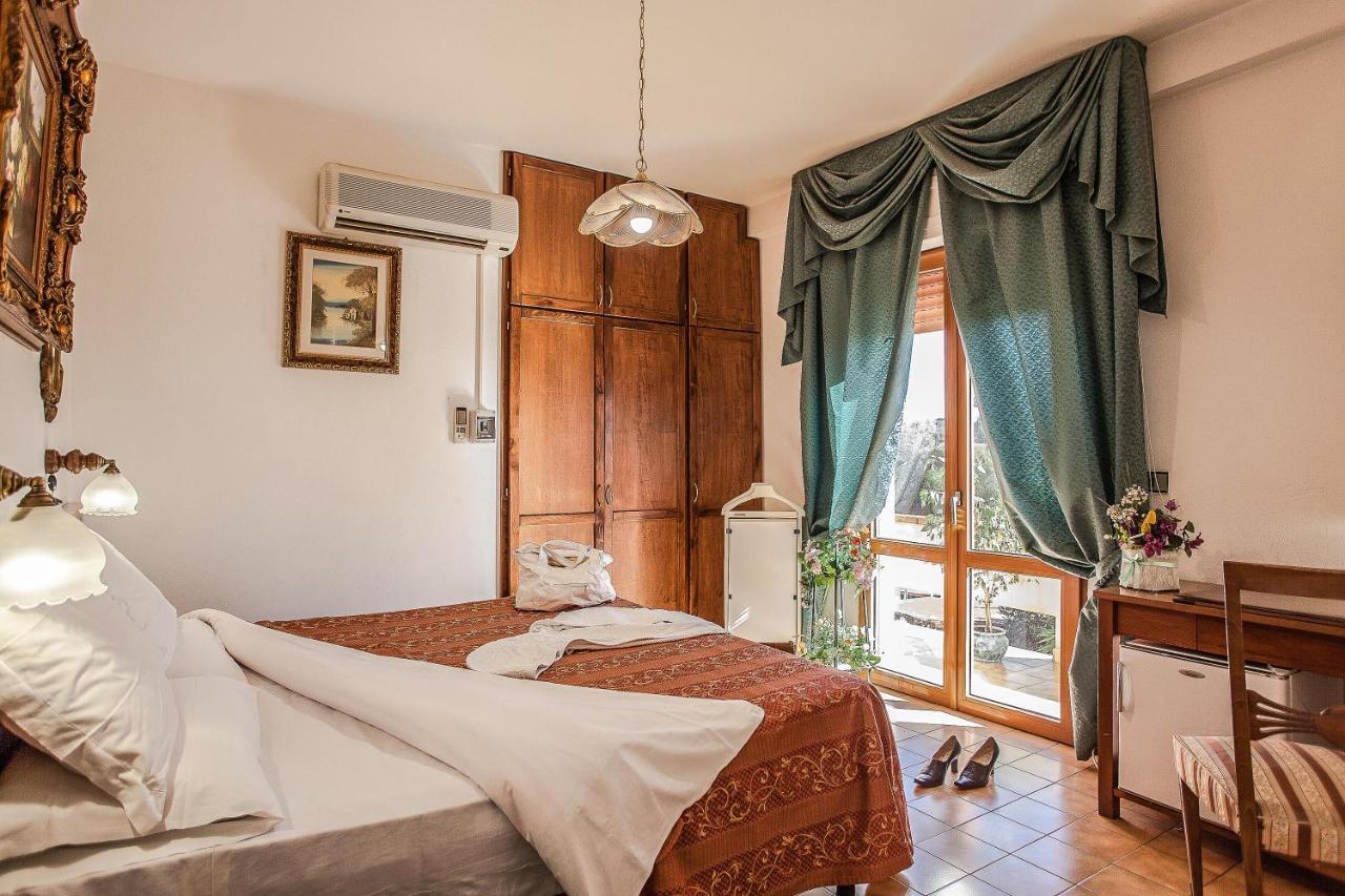 Nuraminis Hotel Garden מראה חיצוני תמונה